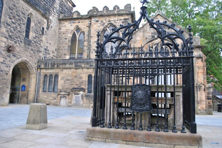 Graveyards of Scotland Fatal Falkirk Nellie Merthe Erkenbach