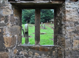 Carriden Old Churchyard brawl over child's body Graveyards of Scotland Nellie Merthe Erkenbach