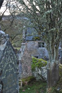 marks of Jaconbite swords graveyards of scotland dunlichity