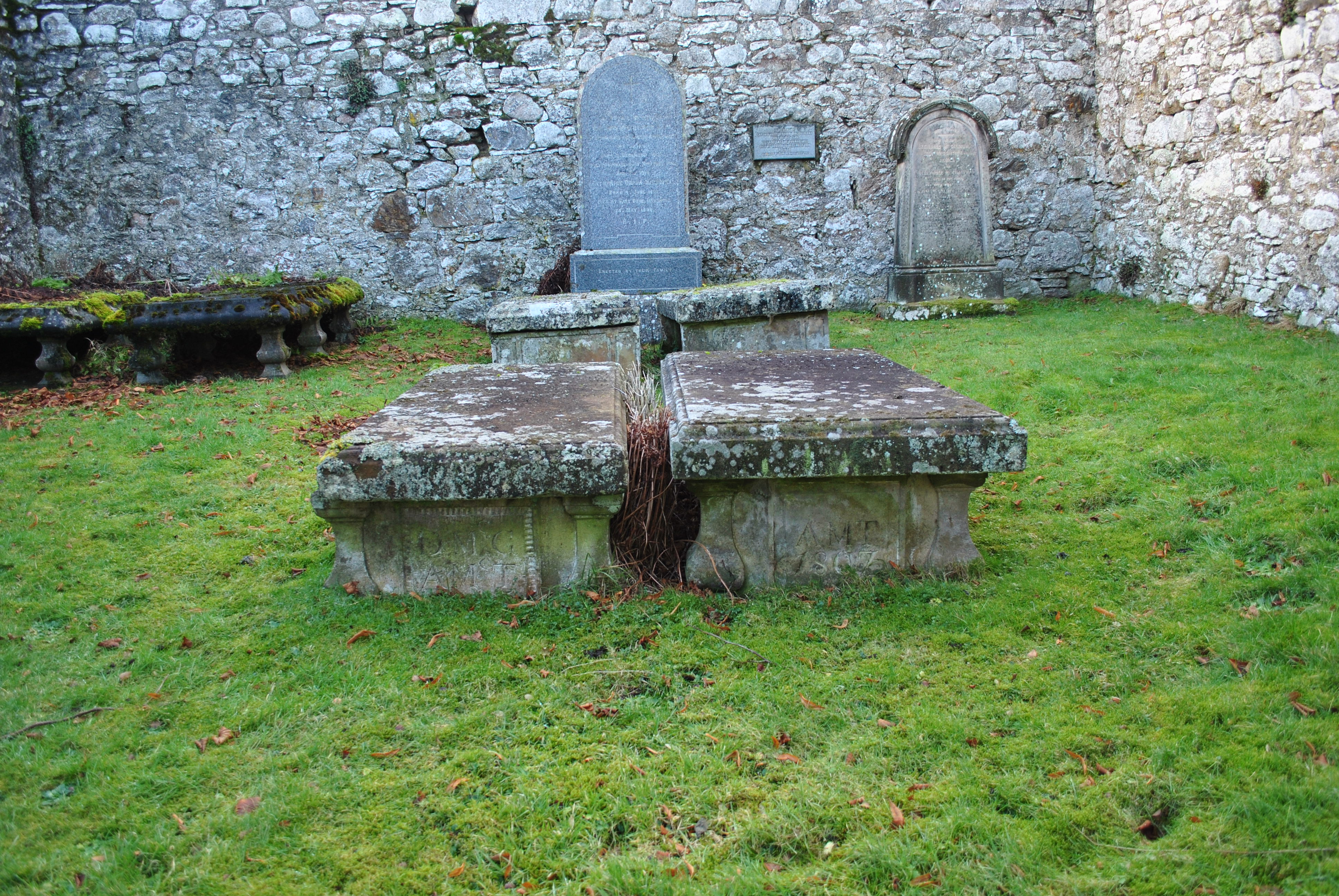 marks of Jaconbite swords graveyards of scotland dunlichity
