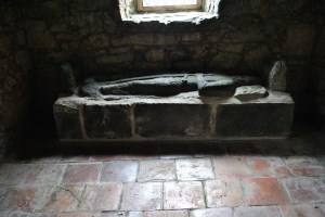 ©nme Graveyards of Scotland axe lust massacre