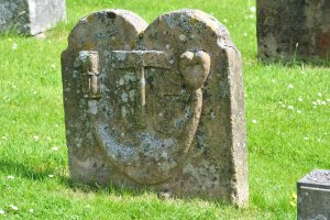 symbols on gravestone