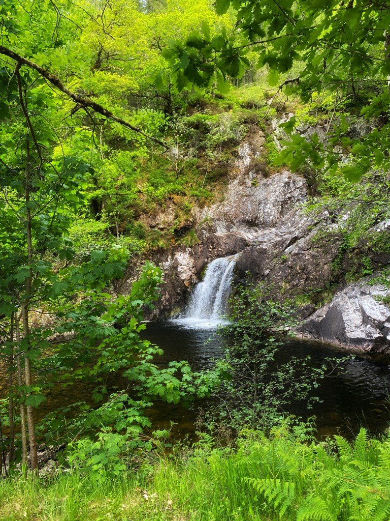 water fall Lochaber @nme Nellie Merthe Erkenbach Graveyards of Scotland