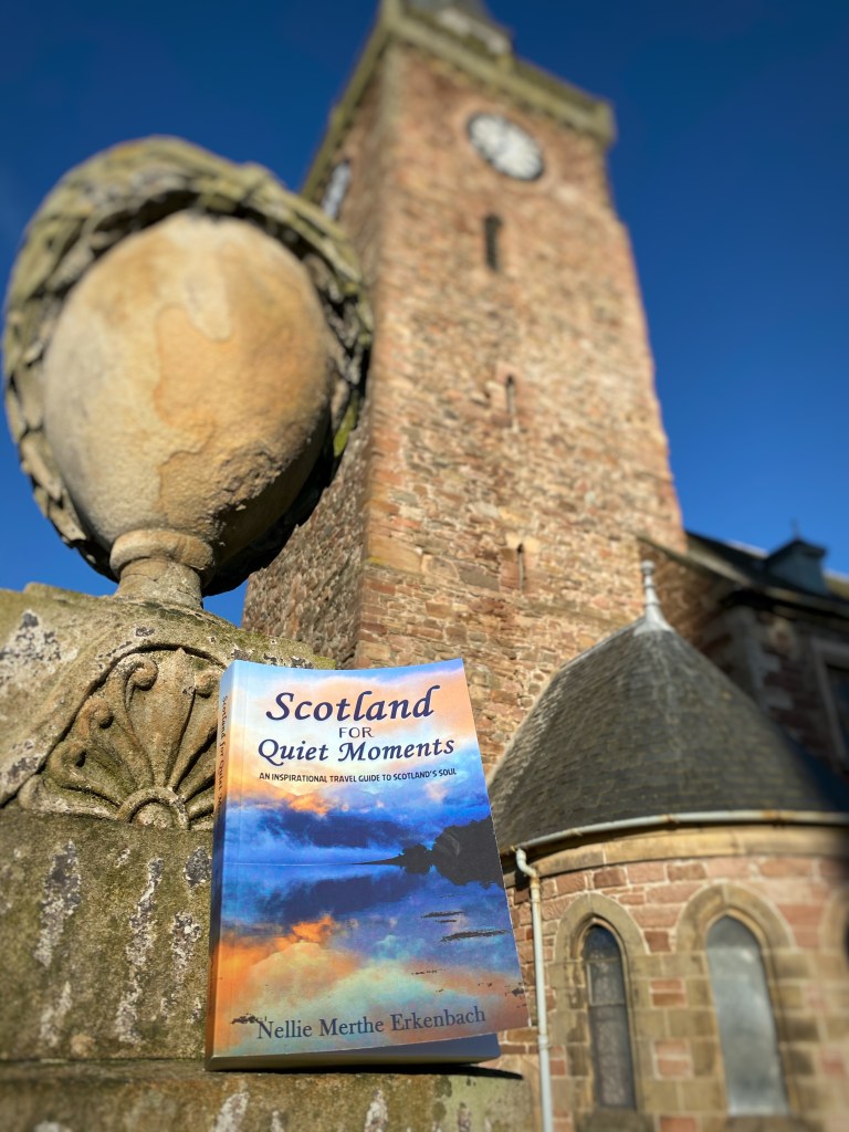 Invernes graveyard @nme Nellie Merthe Erkenbach Scotland for Quiet Moments